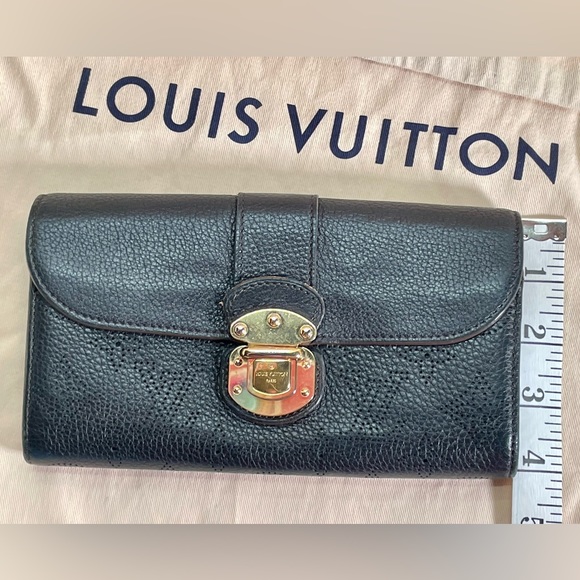 LOUIS VUITTON Mahina Iris Monogram Portefeuille Long Wallet with auth dustbag - Picture 16 of 16